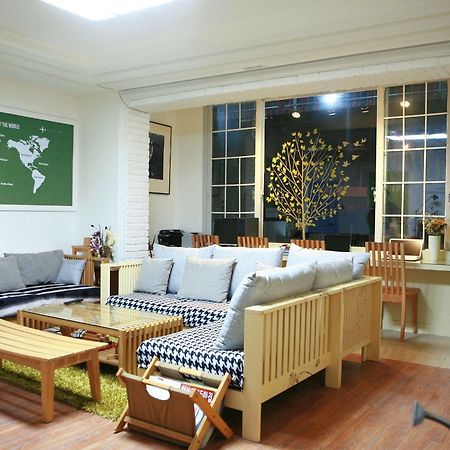 Guesthouse Mate Busan Exteriör bild