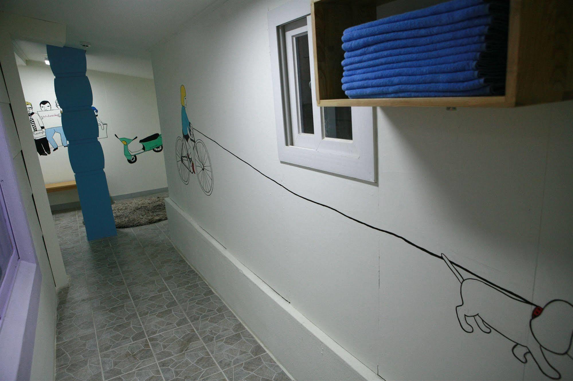 Guesthouse Mate Busan Exteriör bild